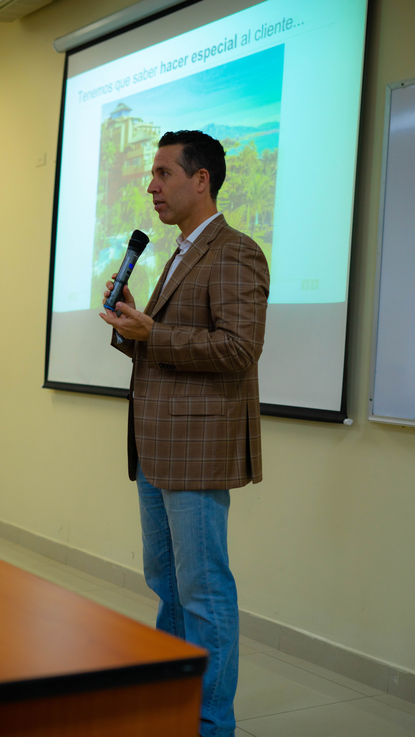 nestor romero taller curso marketing digital panama